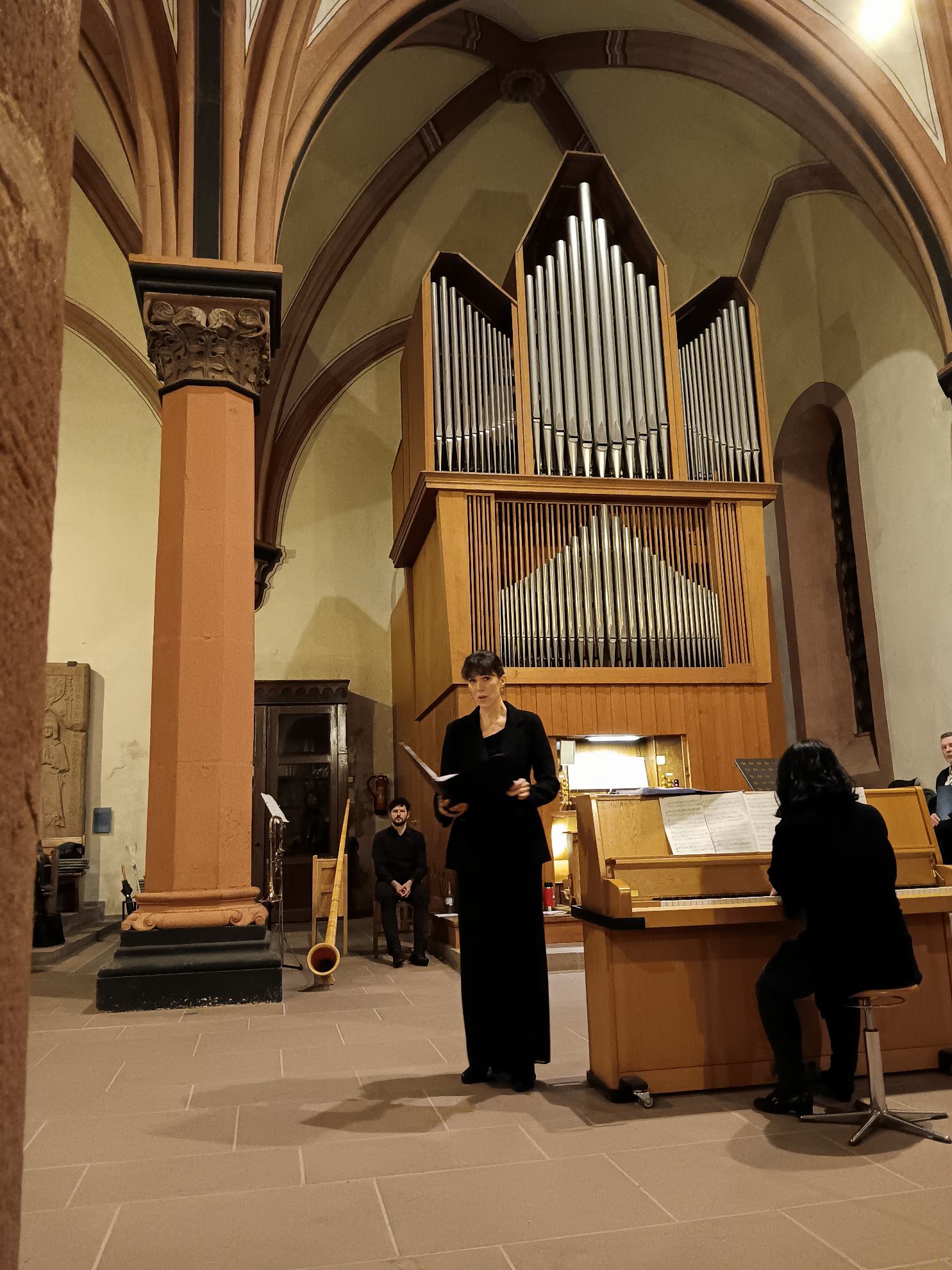 Die Sopranistin singt beim Adventskonzert des MGV Singverein